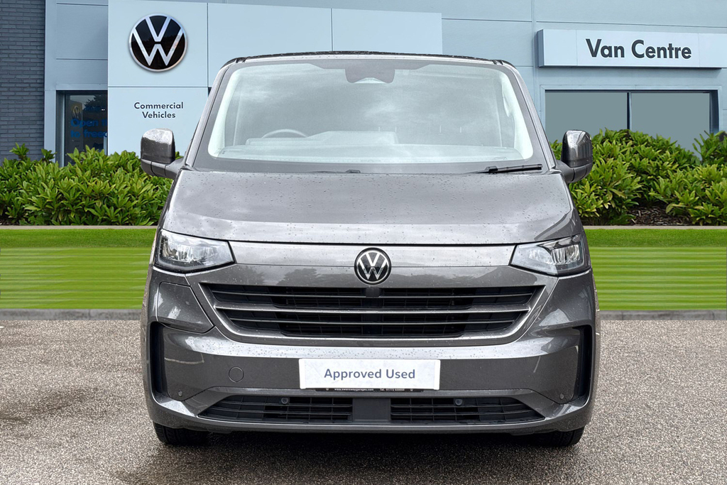 Volkswagen E-Transporter Lwb 218Ps 65Kwh 5 Seats Black #5