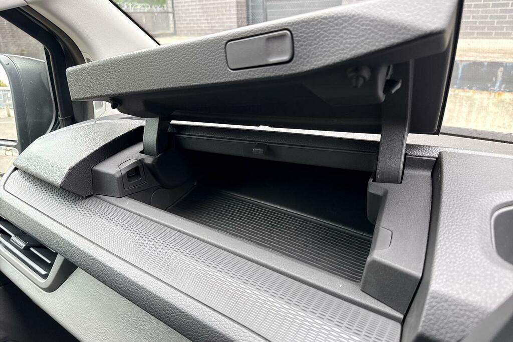Volkswagen E-Transporter 160Kw 65Kwh Commerce Pro Van Grey #50