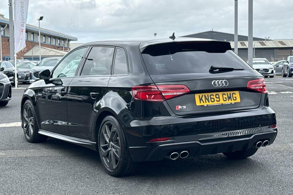 Audi S3 Black Edition Tfsi 300 Ps S Tronic Black #2