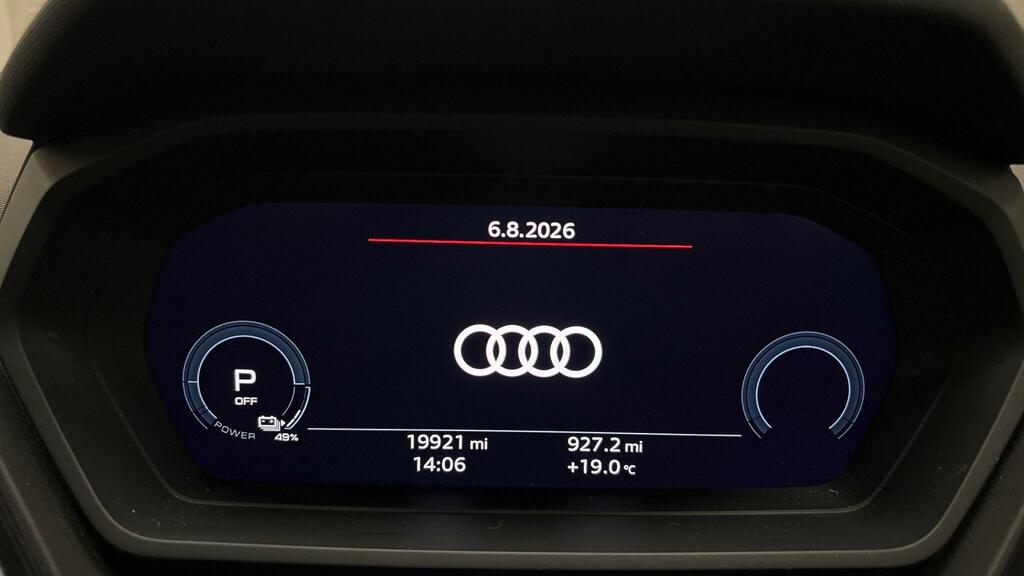 Audi Q4 E Tron 150Kw 40 82.77Kwh S Line White #18