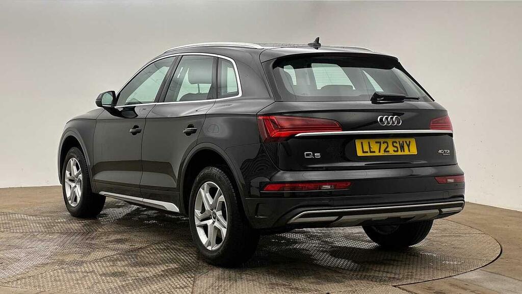 Audi Q5 Sport 40 Tdi Quattro 204 Ps S Tronic Black #3