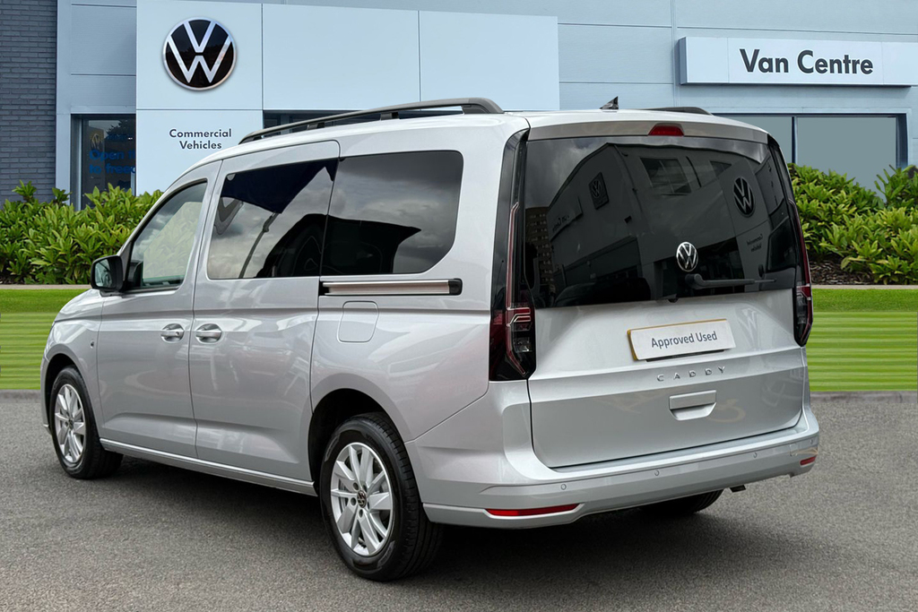Volkswagen Caddy Maxi Life 2.0 Tdi Life 7 Seats-6 Speed Silver #2
