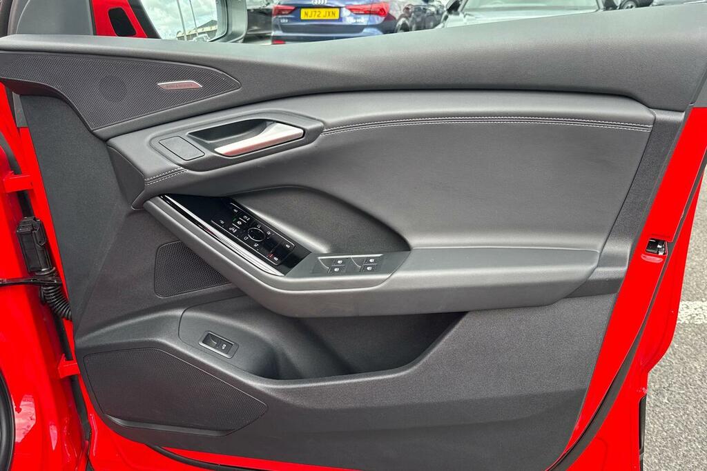 Audi Q6 E-Tron 185Kw 83Kwh Edition 1 Sv Black #17