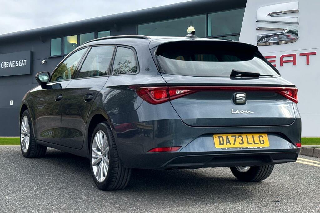 Seat Leon Leon 1.5 Tsi Evo Fr Sport Ez Estate Red #2