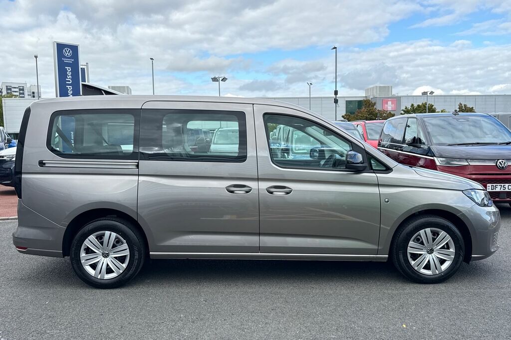 Volkswagen Caddy Maxi 102 Ps 2.0 Tdi 6Sp -7 Seats Beige #3
