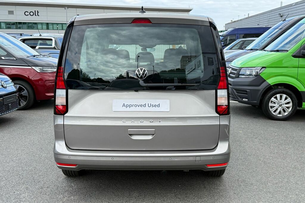 Volkswagen Caddy Maxi 102 Ps 2.0 Tdi 6Sp -7 Seats Beige #4