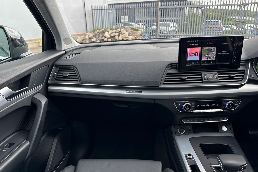 Audi Q5 2.0 Tdi Quattro Launch Edition S Tronic 2025 Grey #19