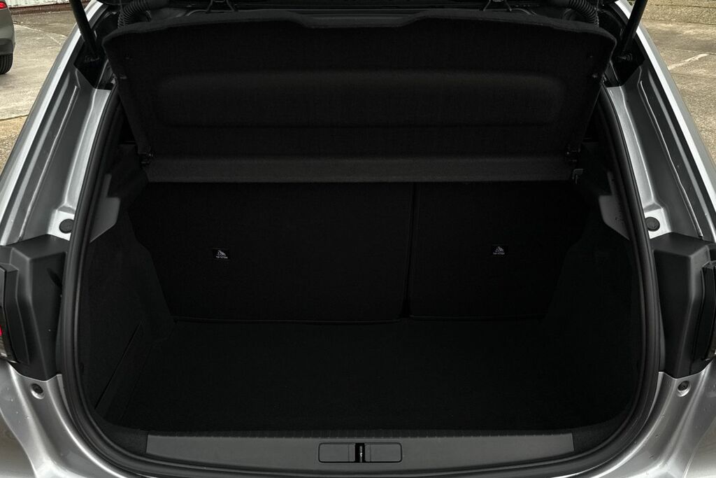 Peugeot e-208 50Kwh Gt Premium 7Kw Charger Grey #6