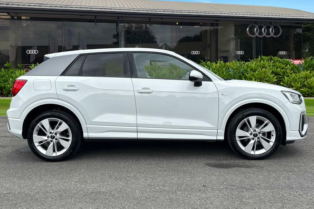 Audi Q2 S Line 30 Tfsi 116 Ps 6-Speed White #3