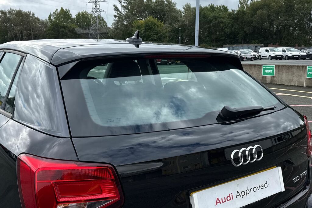 Audi Q2 1.5 Tfsi Cod 35 Black Edition Suv Manua FV26KZL Blue #29