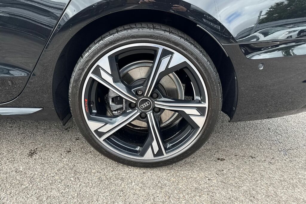 Audi A4 2.0 Tdi 40 Black Edition Saloon S Troni Grey #11