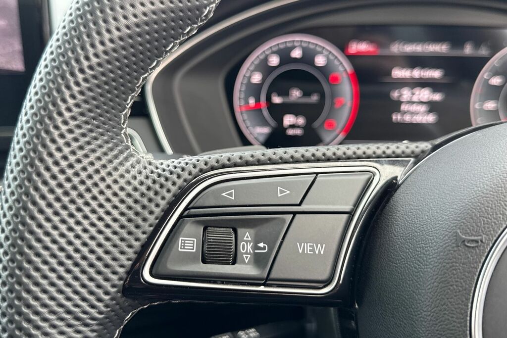 Audi A4 2.0 Tdi 40 Black Edition Saloon S Troni Grey #26