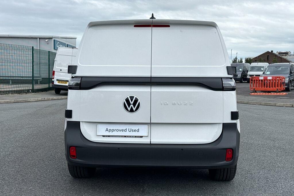 Volkswagen ID.Buzz 210Kw Commerce 79Kwh White #4