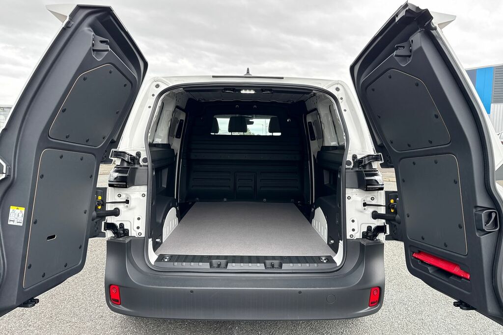 Volkswagen ID.Buzz 210Kw Commerce 79Kwh White #6