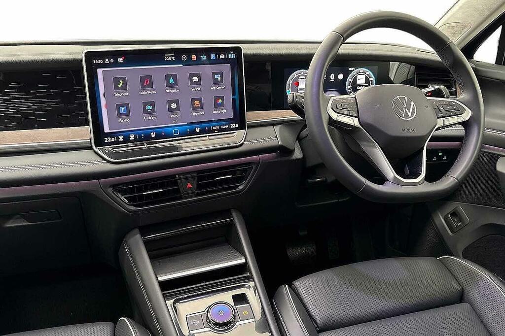 Volkswagen Tayron 1.5 Etsi Elegance Dsg7 7 Seat Leather Pack Black #2