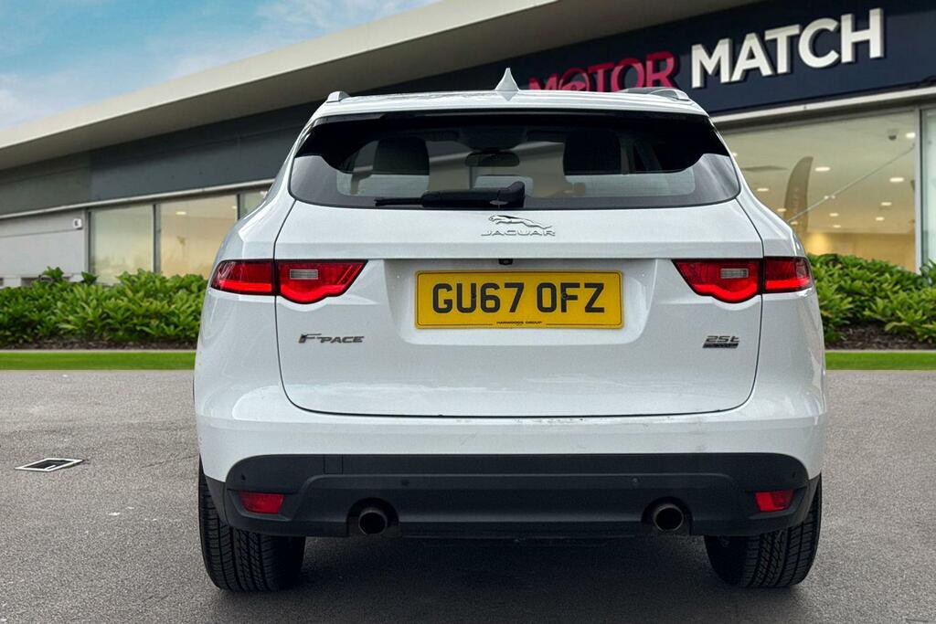 Jaguar F-Pace 2.0 P250i Prestige Awd Euro 6 Ss White #4