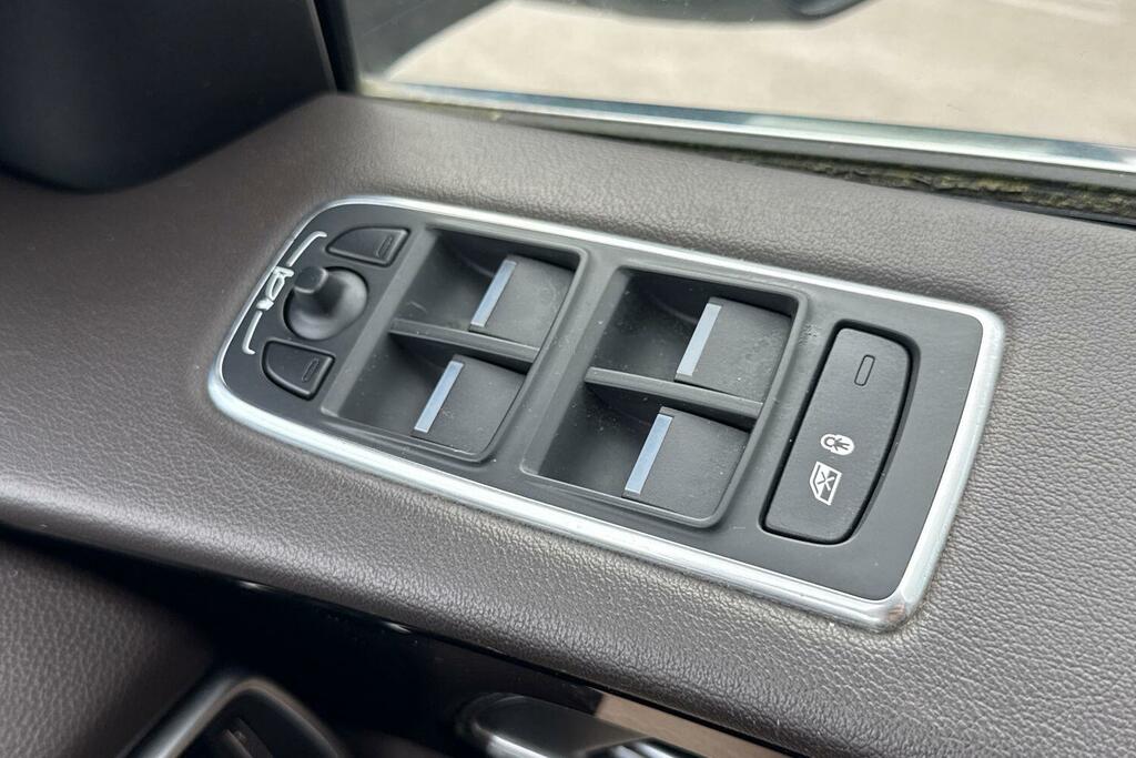 Jaguar F-Pace 2.0 P250i Portfolio Awd Euro 6 Ss Blue #31
