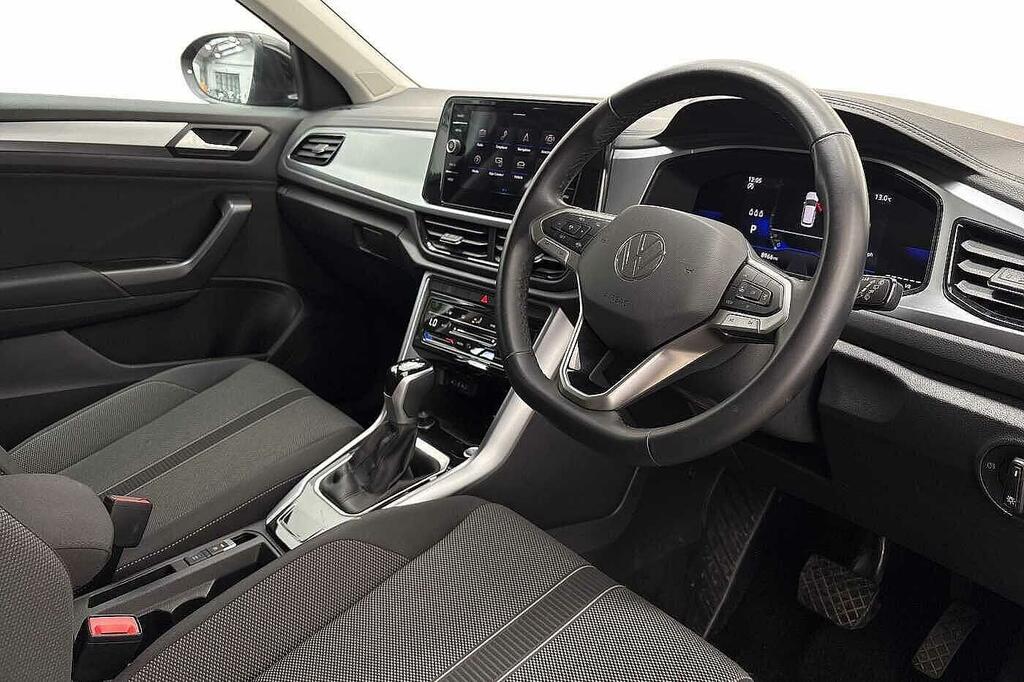 Volkswagen T-Roc 1.5 Tsi Match Dsg Black #6