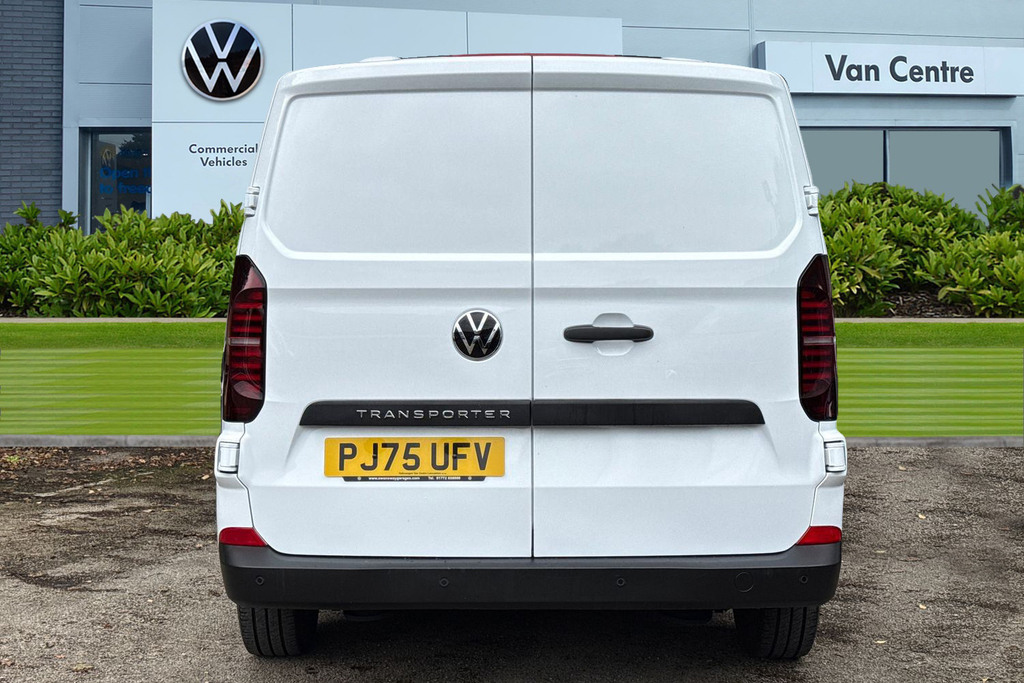 Volkswagen Transporter 2.0 Tdi 110 Commerce Van White #4