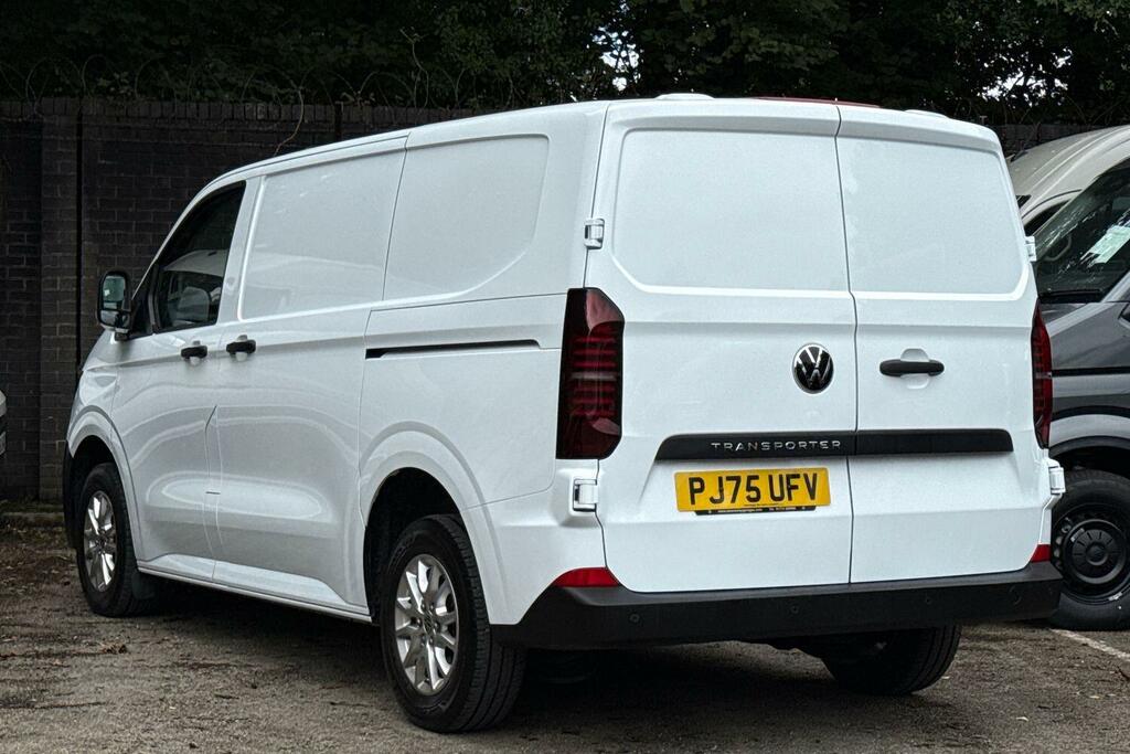 Volkswagen Transporter 2.0 Tdi 110 Commerce Van White #2