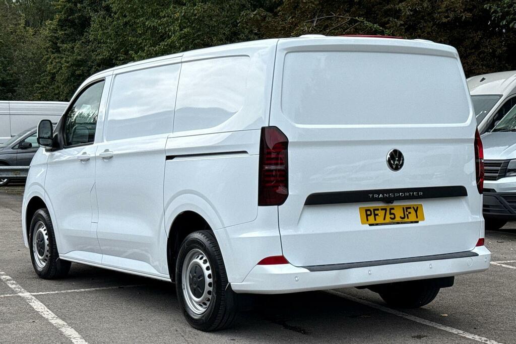 Volkswagen Transporter 2.0 Tdi 110 Commerce Plus Van 5 Plus White #2