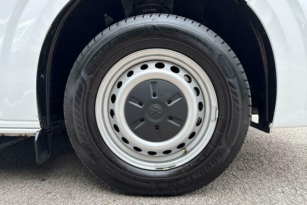 Volkswagen Transporter 2.0 Tdi 110 Commerce Plus Van 5 Plus White #6