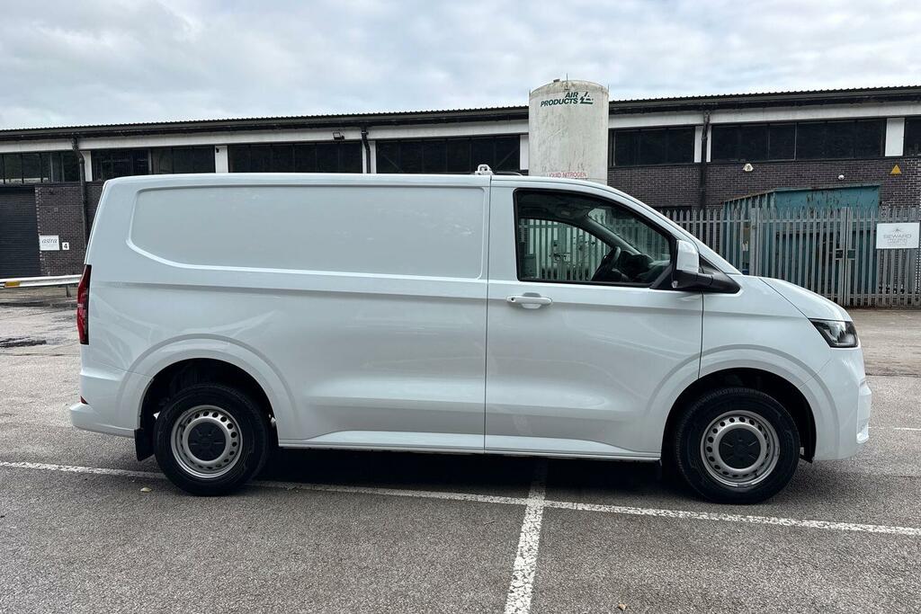 Volkswagen Transporter 2.0 Tdi 110 Commerce Plus Van 5 Plus White #3
