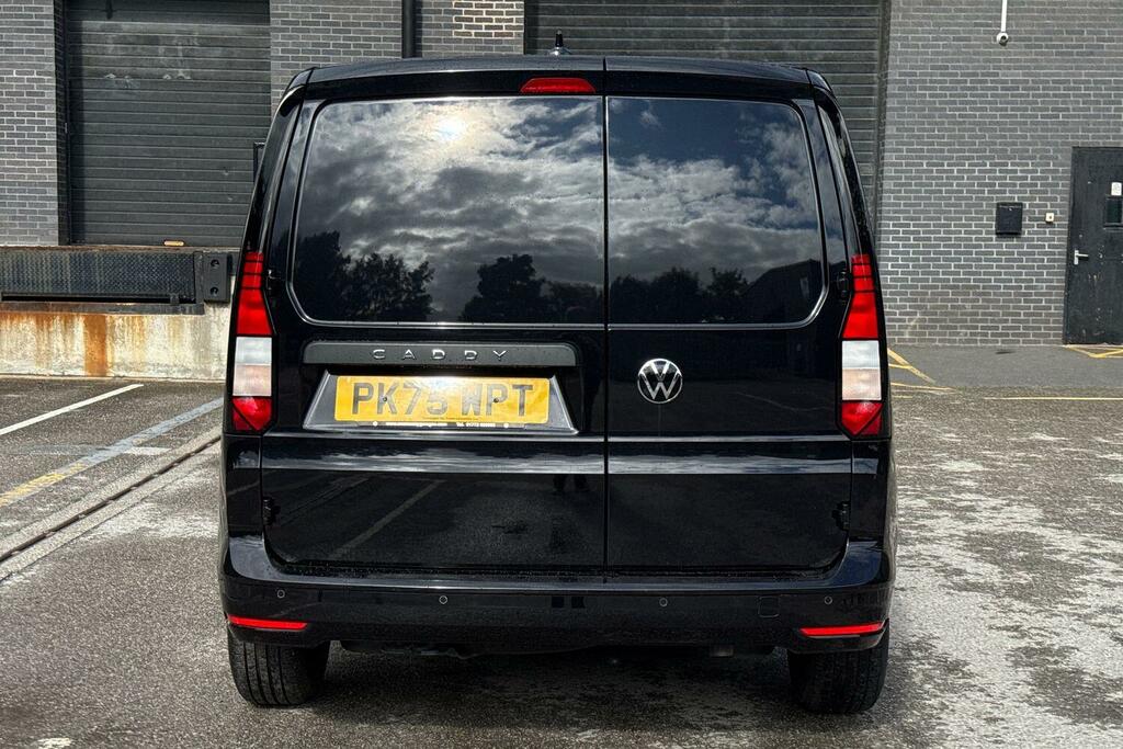 Volkswagen Caddy 2.0 Tdi 122Ps Commerce Plus Van Dsg Tech Pack Black #4