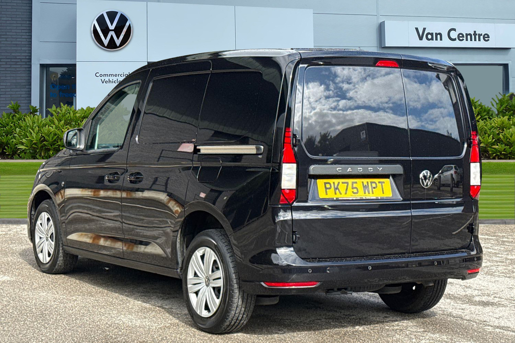 Volkswagen Caddy 2.0 Tdi 122Ps Commerce Plus Van Dsg Tech Pack Black #2