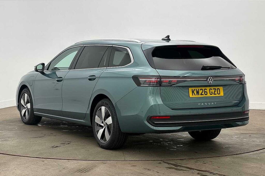 Volkswagen Passat 1.5 Tsi Ehybrid Match Dsg Pan Roof, Delivery Green #3