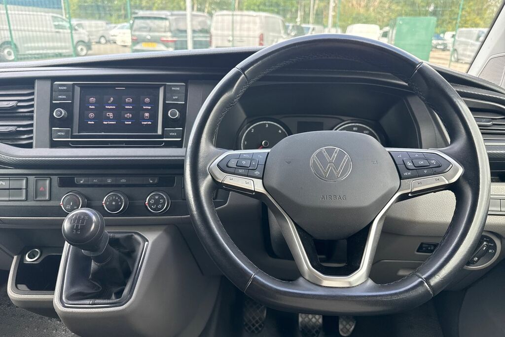 Volkswagen Transporter 2.0 Tdi 150 Highline Van White #17