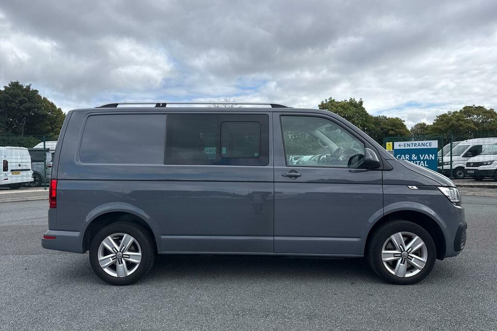 Volkswagen Transporter 2.0 Tdi 110 Highline Kombi Van Grey #3