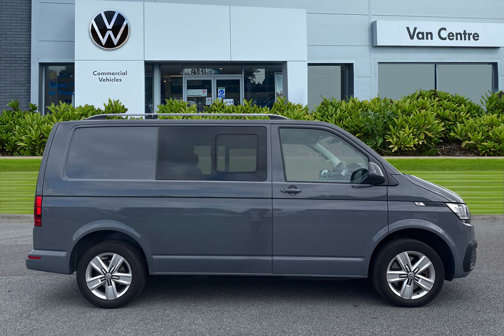 Volkswagen Transporter 2.0 Tdi 110 Highline Kombi Van Grey #3
