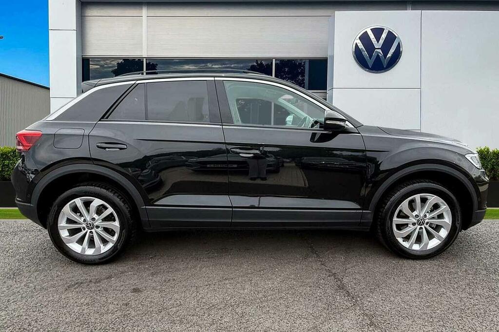 Volkswagen T-Roc 1.5 Tsi Match Dsg Black #4
