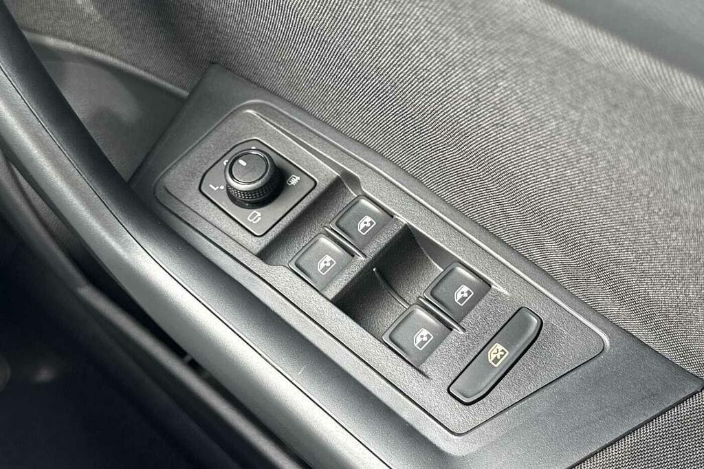 Volkswagen T-Roc Black Edition Plus Silver #17