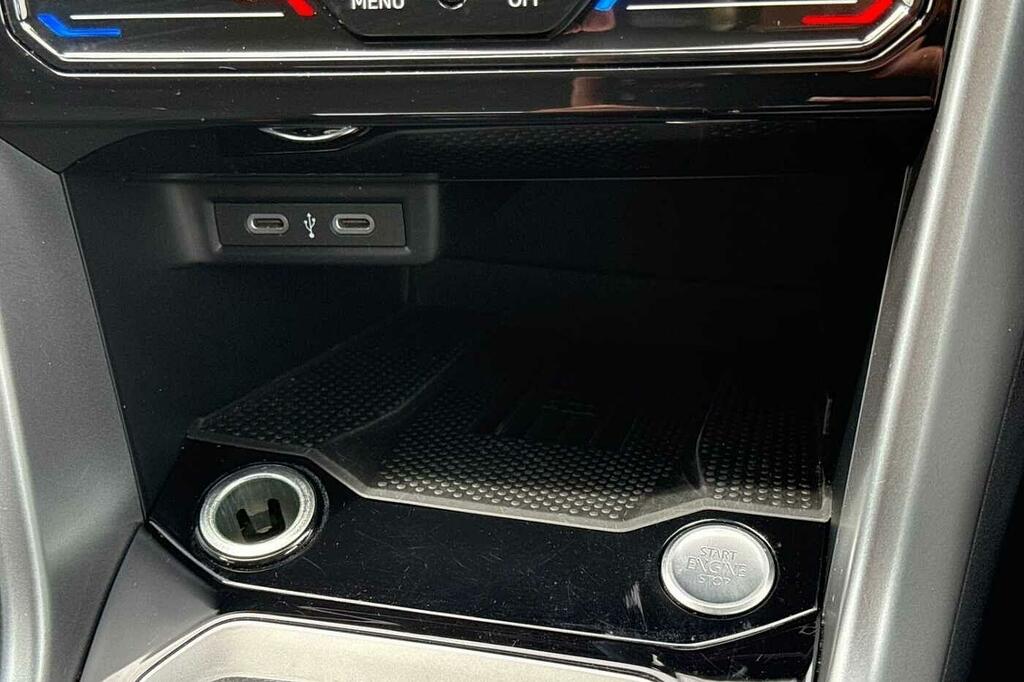 Volkswagen T-Roc Black Edition Plus Silver #29