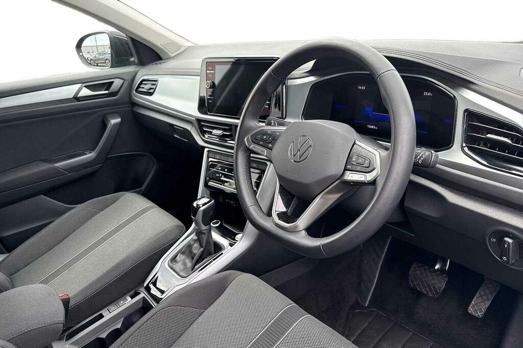 Volkswagen T-Roc 1.5 Tsi Match Dsg Black #6