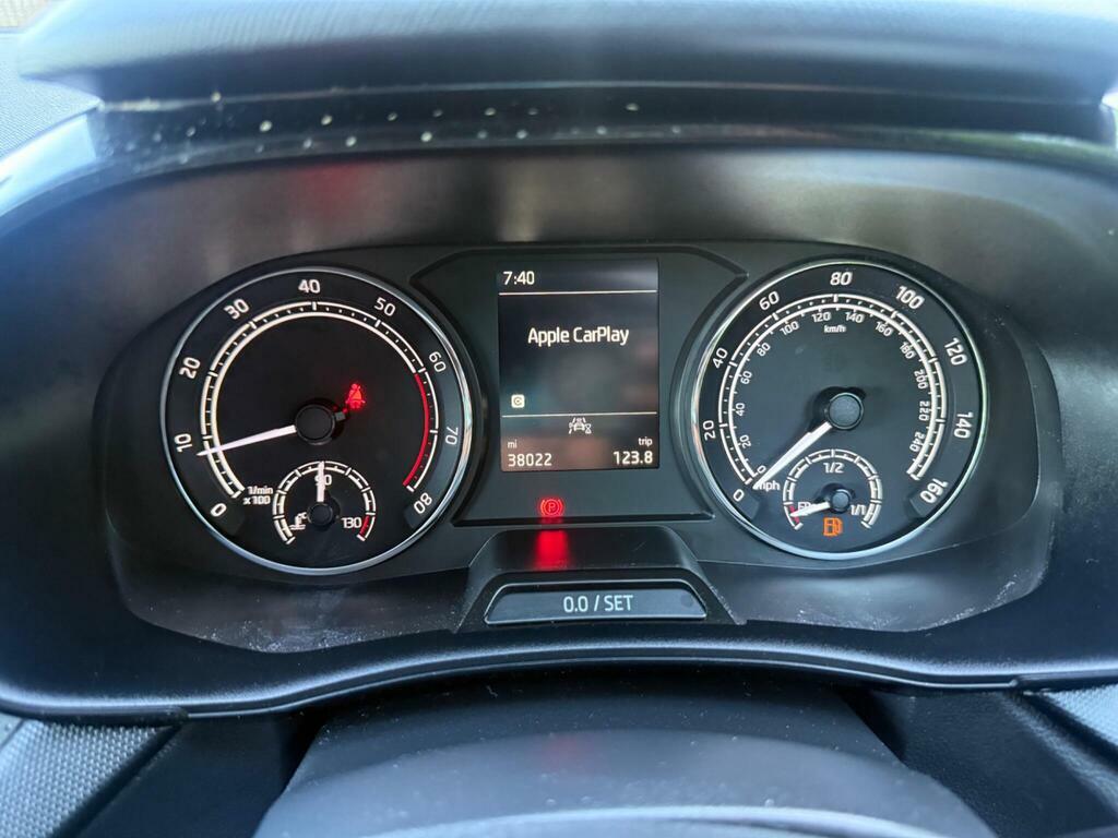Skoda Fabia 1.0 Tsi Se Comfort Grey #31