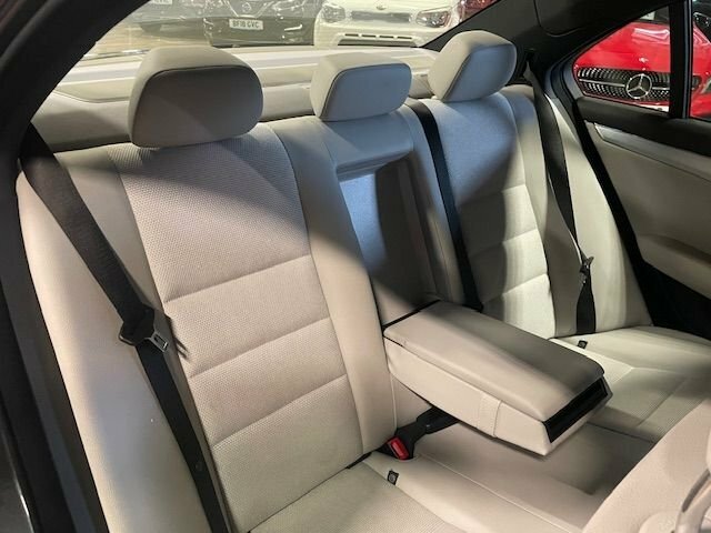 Mercedes-Benz C Class C220 Cdi Blueefficiency Elegance White #13