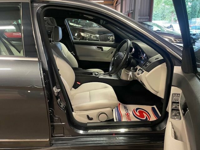 Mercedes-Benz C Class C220 Cdi Blueefficiency Elegance White #10