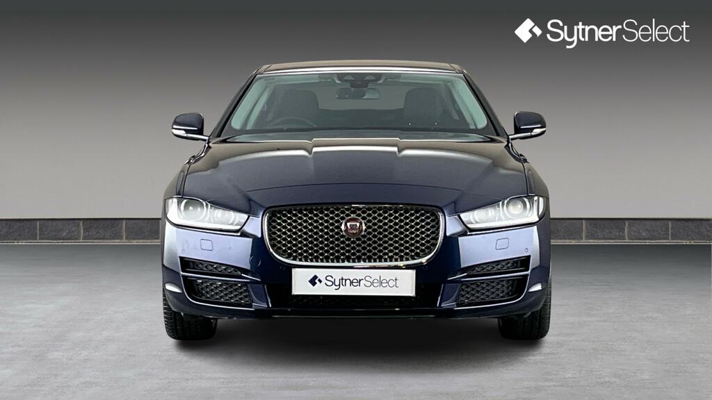 Jaguar XE 2.0D 180 Portfolio Awd Blue #4