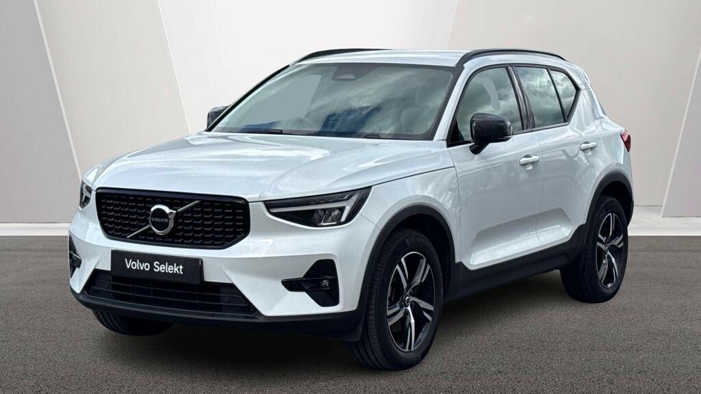 Volvo XC40 2.0 B4p Plus Dark Awd CF72EHZ White #6