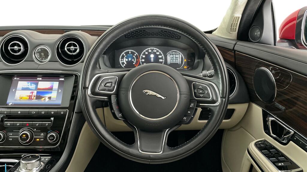 Jaguar XJ White White #8