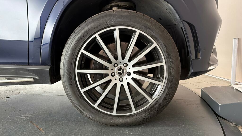 Mercedes-Benz GLS Class Silver #23