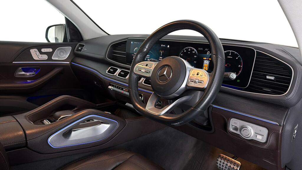 Mercedes-Benz GLS Class Silver #9