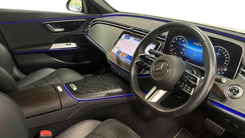 Mercedes-Benz E Class E300e Urban Edition 9G-tronic KR25PYY Black #3