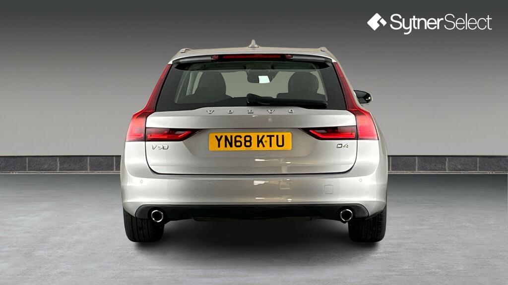 Volvo V90 2.0 D4 Momentum Geartronic YN68KTU Silver #5