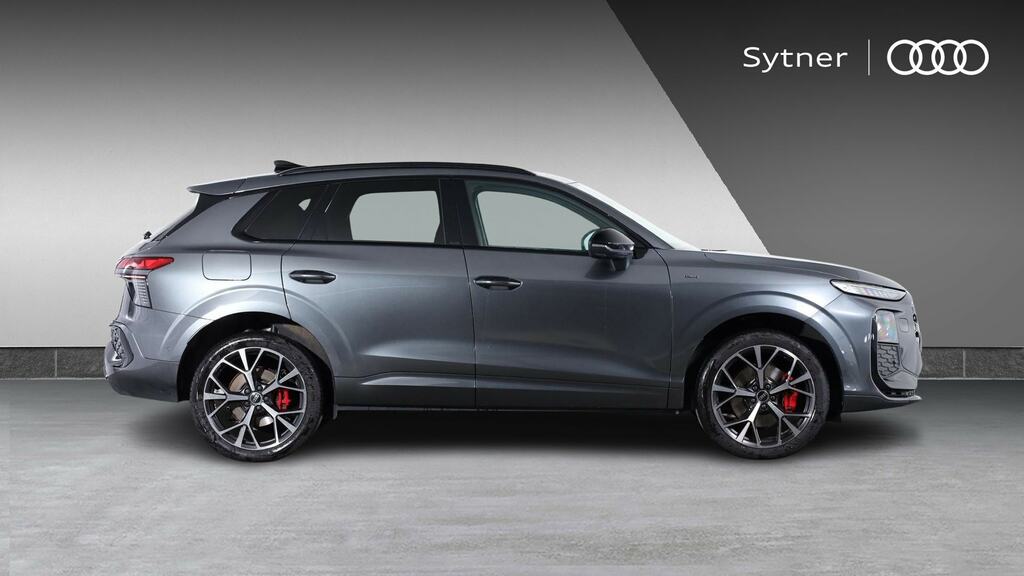 Audi Q3 1.5 E-hybrid Launch Edition S Tronic RE75TOU Grey #4