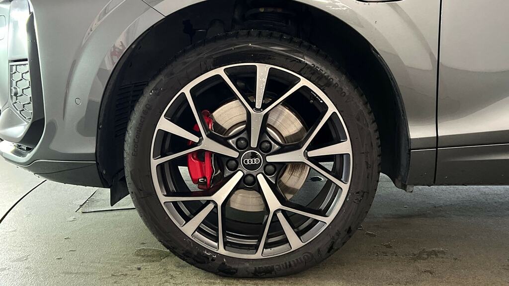Audi Q3 1.5 E-hybrid Launch Edition S Tronic RE75TOU Grey #5