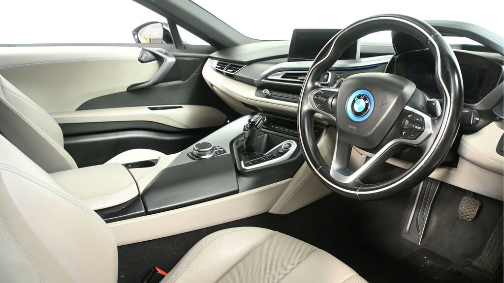 BMW i8 2dr Auto Silver #6